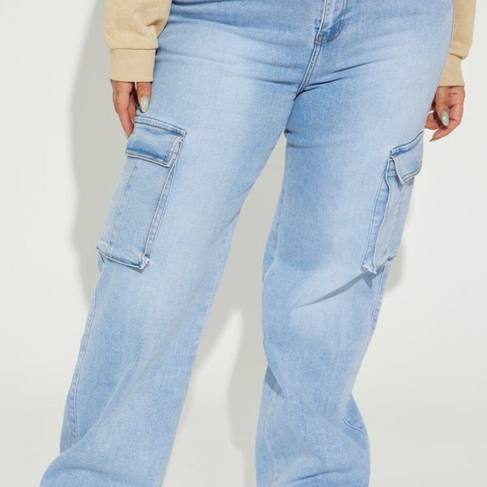 Not That Serious Stretch Cargo Jeans - Light Wash NEW - Picture 2 of 4